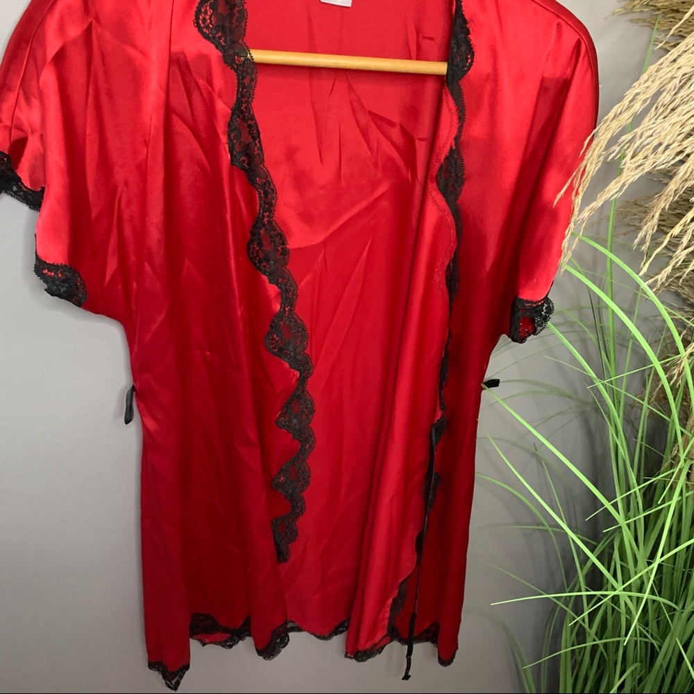 Linea Donatella Lace Robe - Picture 6 of 8